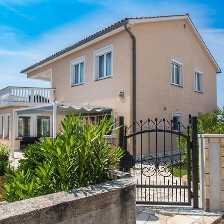 Holiday Home Nika Linardici Exterior photo