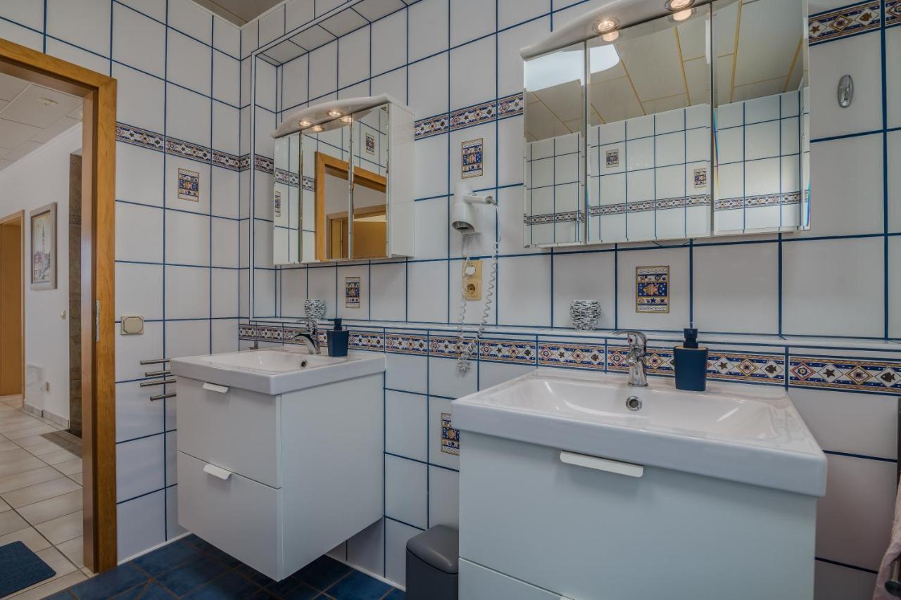 Holiday Home Nika Linardici Exterior photo
