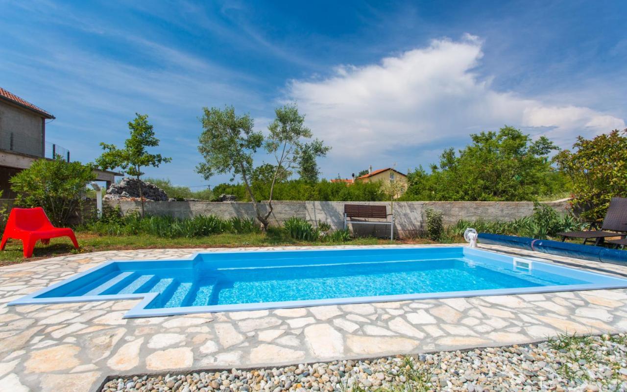 Holiday Home Nika Linardici Exterior photo