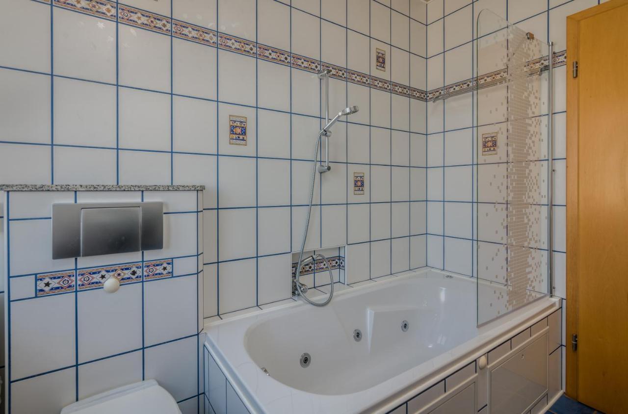Holiday Home Nika Linardici Exterior photo